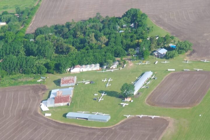 Vista aérea del aeródromo del club